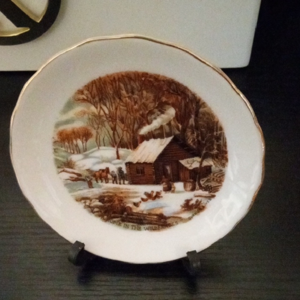 Small Vintage Scenic Porcelain Plate